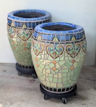Del Rey Saracen Planter pair