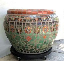 Green Border Riviera Planter