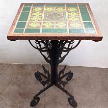 Tree Top Table with Artsy Iron Base 21 x 21 x 30" high