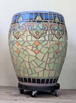 Del Rey Saracen Planter pair