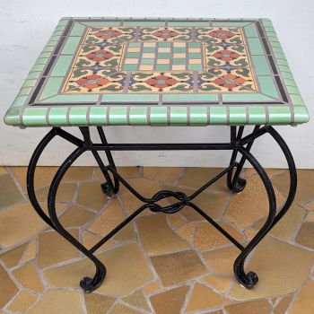 Monterey Sunshine Chex Table 26 x 26 x 25" high