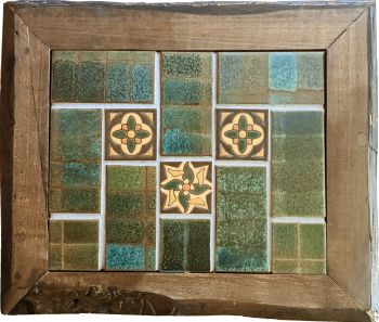 Tessares Dark Turquoise and Daisy with Live Edge Wood Plaque